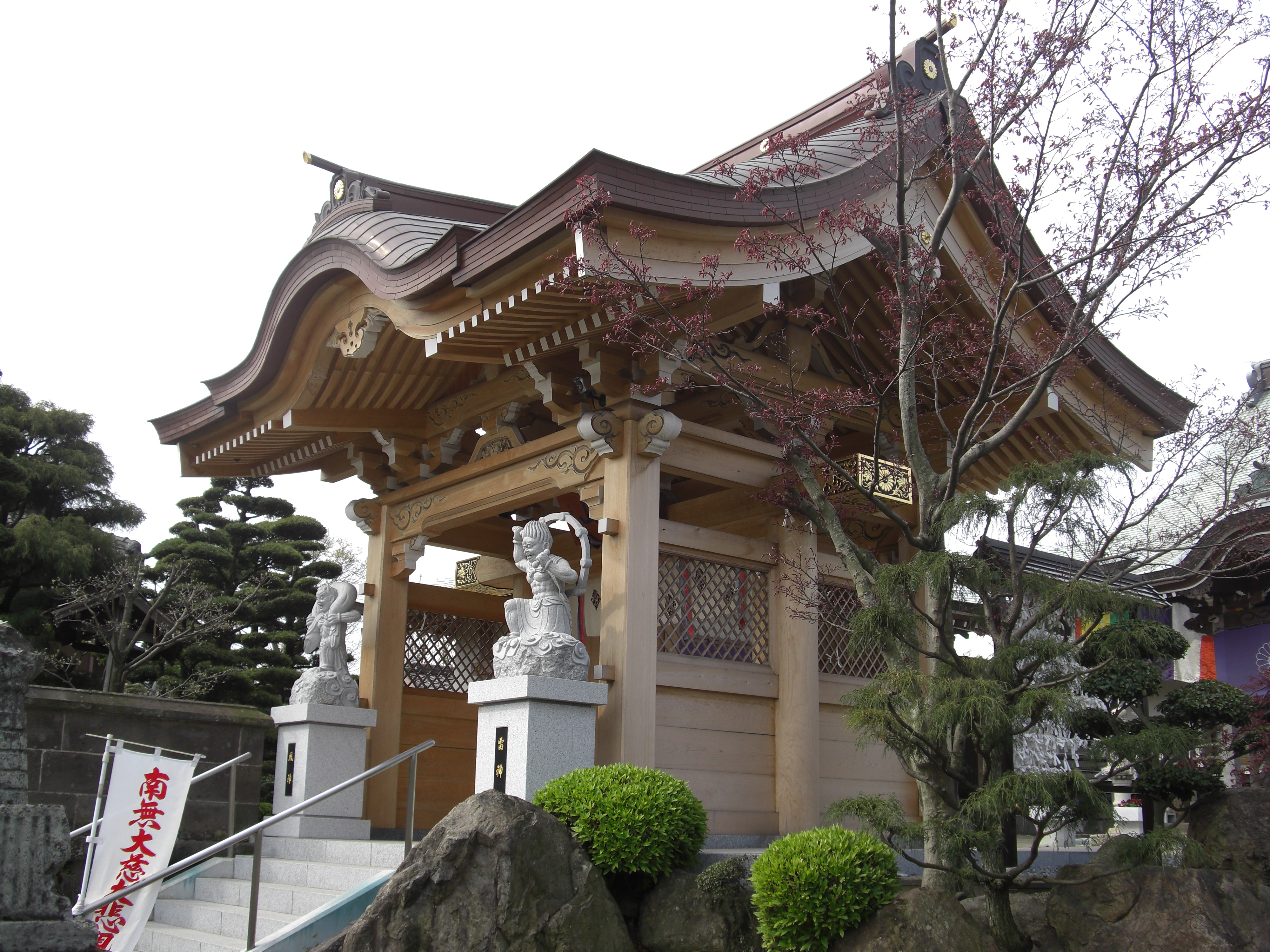 寺院山門新築工事（元請：株式会社佐伯建設内）
